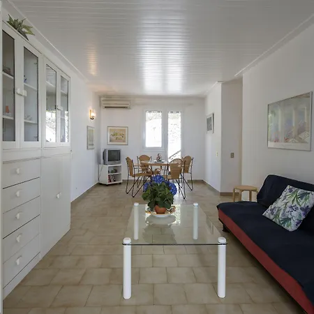 Homes Corfu * Glifada