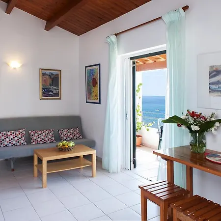 Homes Corfu 公寓 格利法达