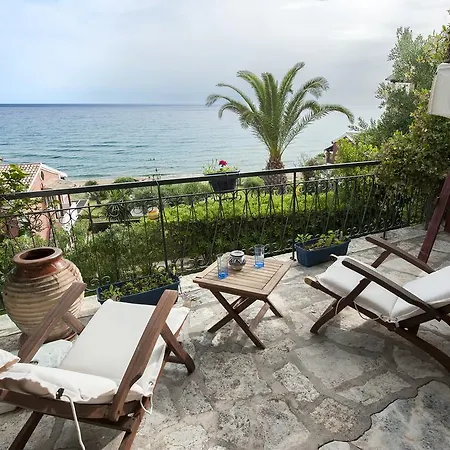 公寓 Homes Corfu *
